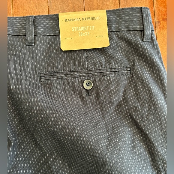 NWT Banana Republic Men's Navy Pinstripe Khaki Pants Size 36x32 - Picture 6 of 7